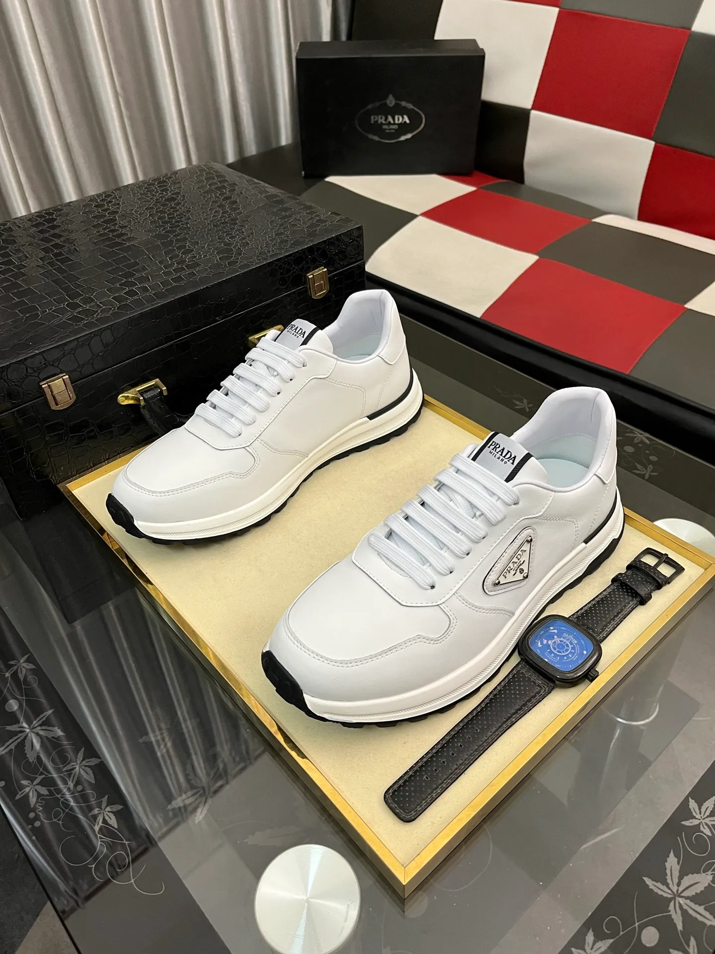 Men's shoes 💰420⌚️⌚️【PRADA】Prada casual shoes, originally developed 1:1, made of high-mercerized cowhide with imported cowhide, silk sheepskin lining, rubber outsole, comfortable and soft on the foot, size: 38-442️⃣Colors available